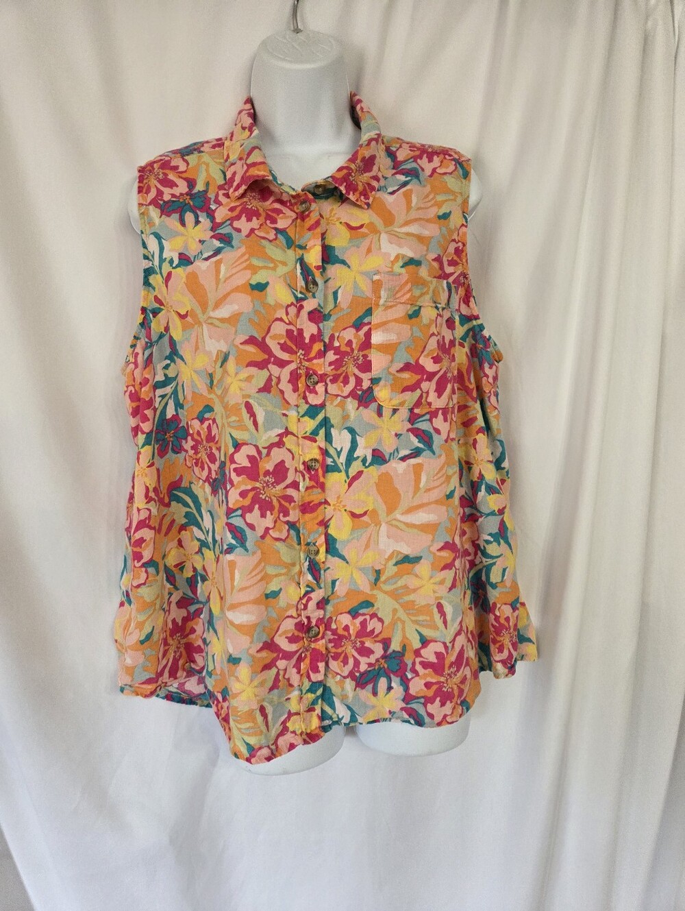 Time & Tru - Peach/ Pink Floral Sleeveless Linen Blend Button-Down Top Size XXL